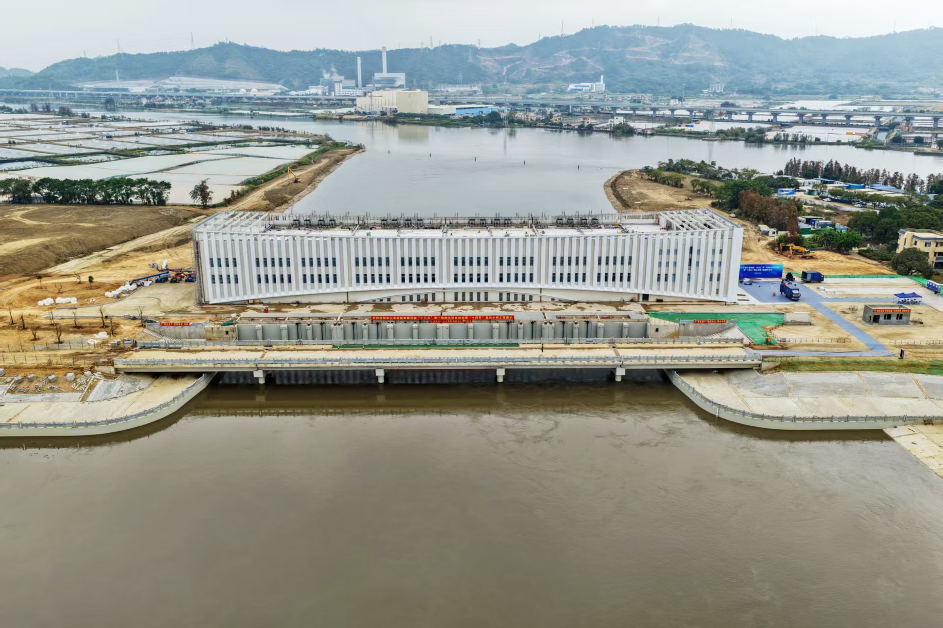 我公司监理的亚洲单体规模最大泵站——中山西河泵站建成启用